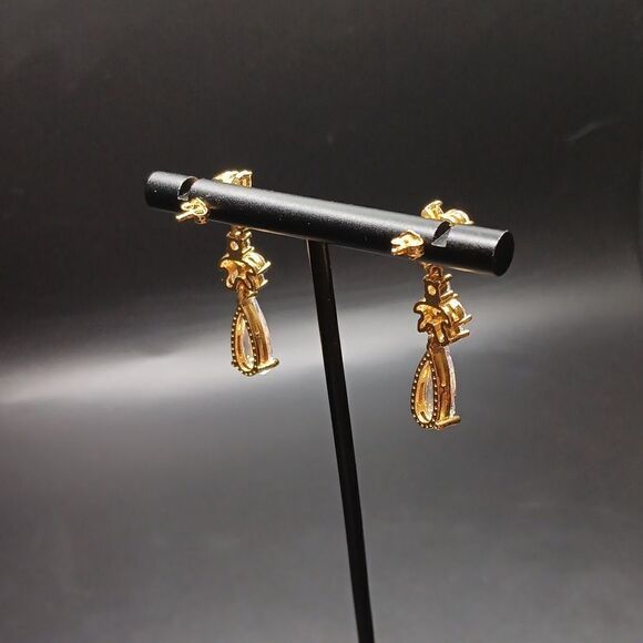 New 3 Piece Jewelry Set, Cubic Zirconia Teardrop Leaf Cluster Y Necklace, Bracel - Picture 6 of 6